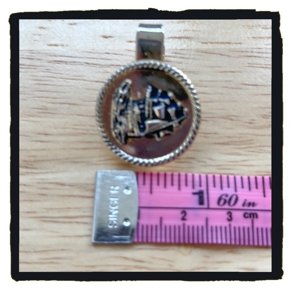 💕Beautiful Vintage Sailboat Tie Clip💕 - Picture 3 of 5